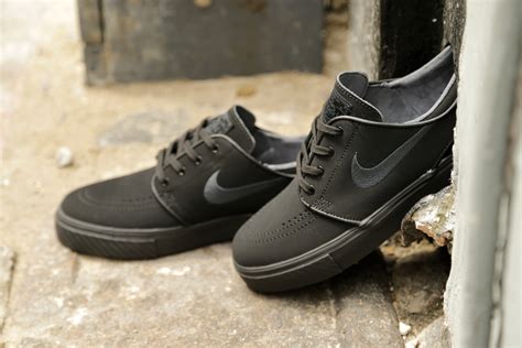 nike zoom sb stefan janoski damen schwarz|stefan janoski merchandise.